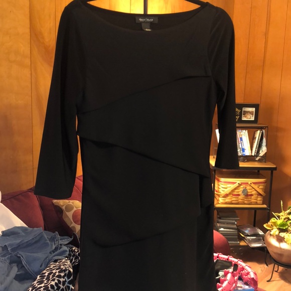 White House Black Market Dresses & Skirts - EUC White House Black Market Dress